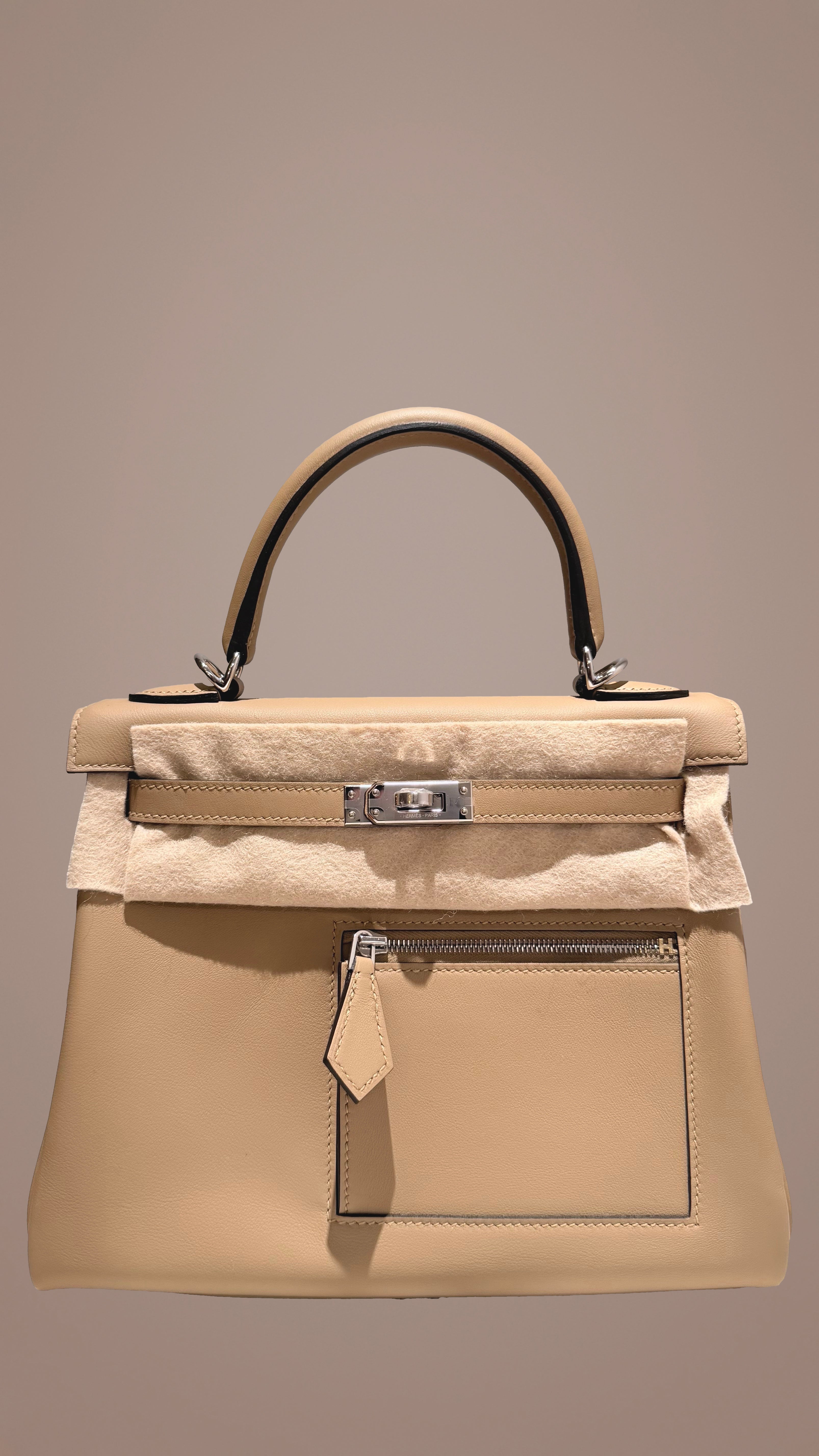 全新 HERMÈS 愛馬仕  Kelly 25 Colormatic 1C 塵埃灰 Poussiere Swift牛皮 银扣 K刻 2025年